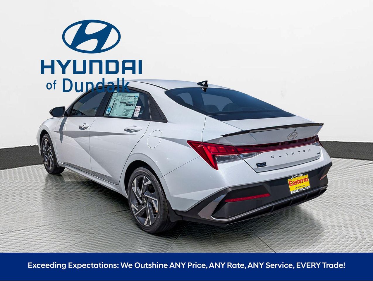 2025 Hyundai Elantra Hybrid SEL Sport photo 4