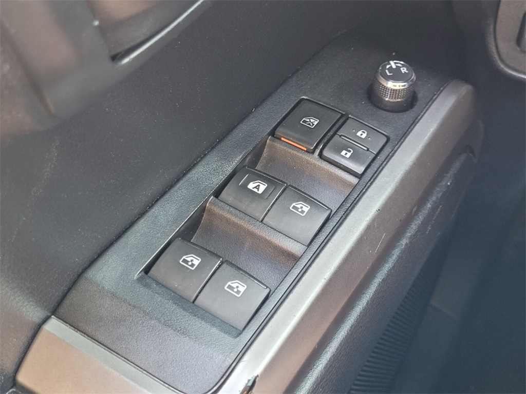 2018 Toyota Tacoma SR5 Double Cab V6 photo 21