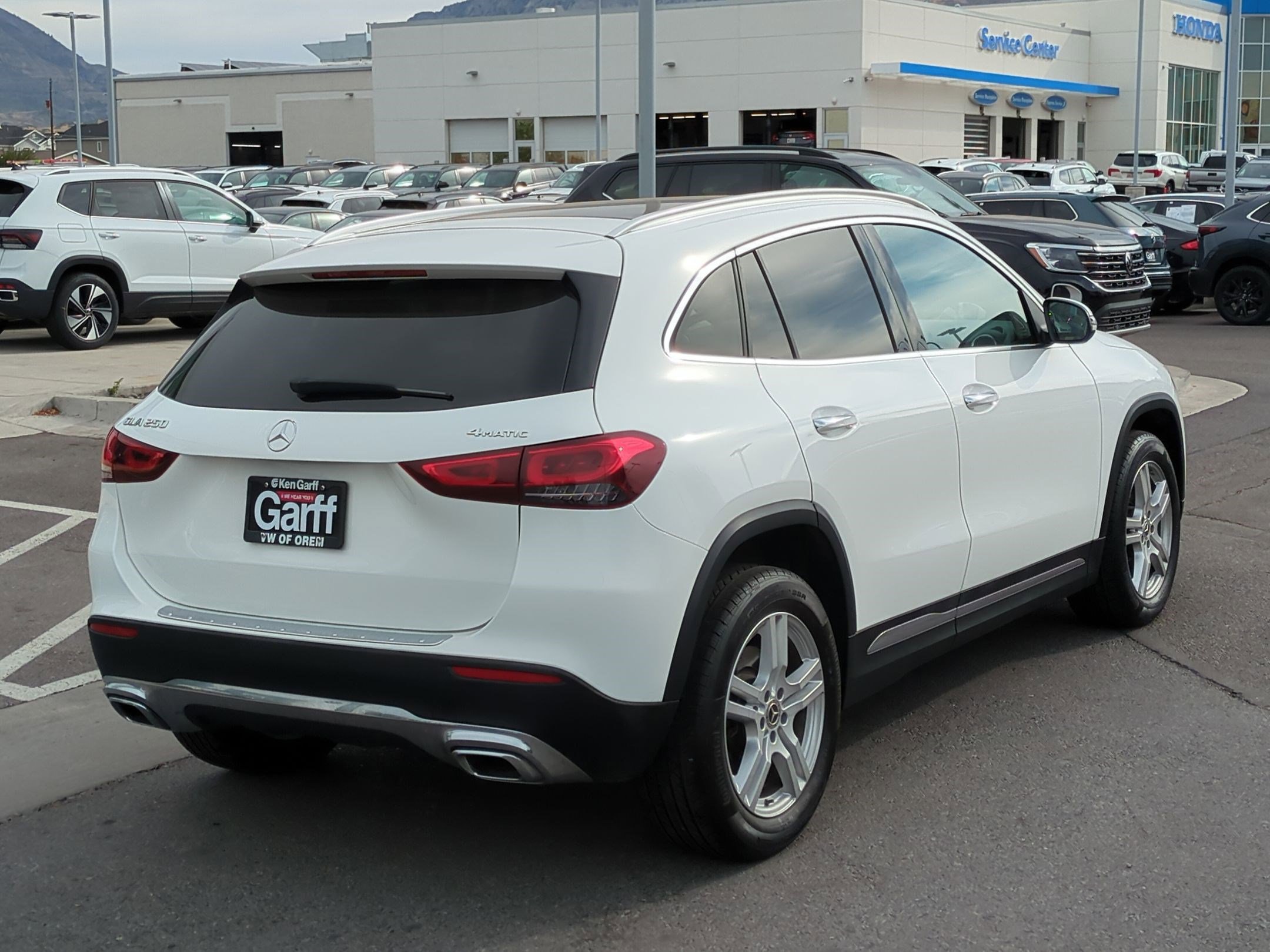 2021 Mercedes Benz GLA 250 4MATIC photo 3