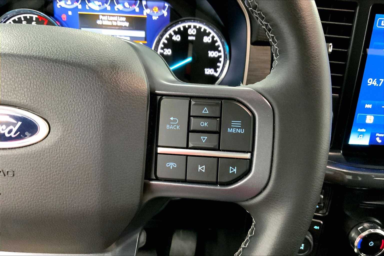 2023 Ford F-150 XLT photo 21