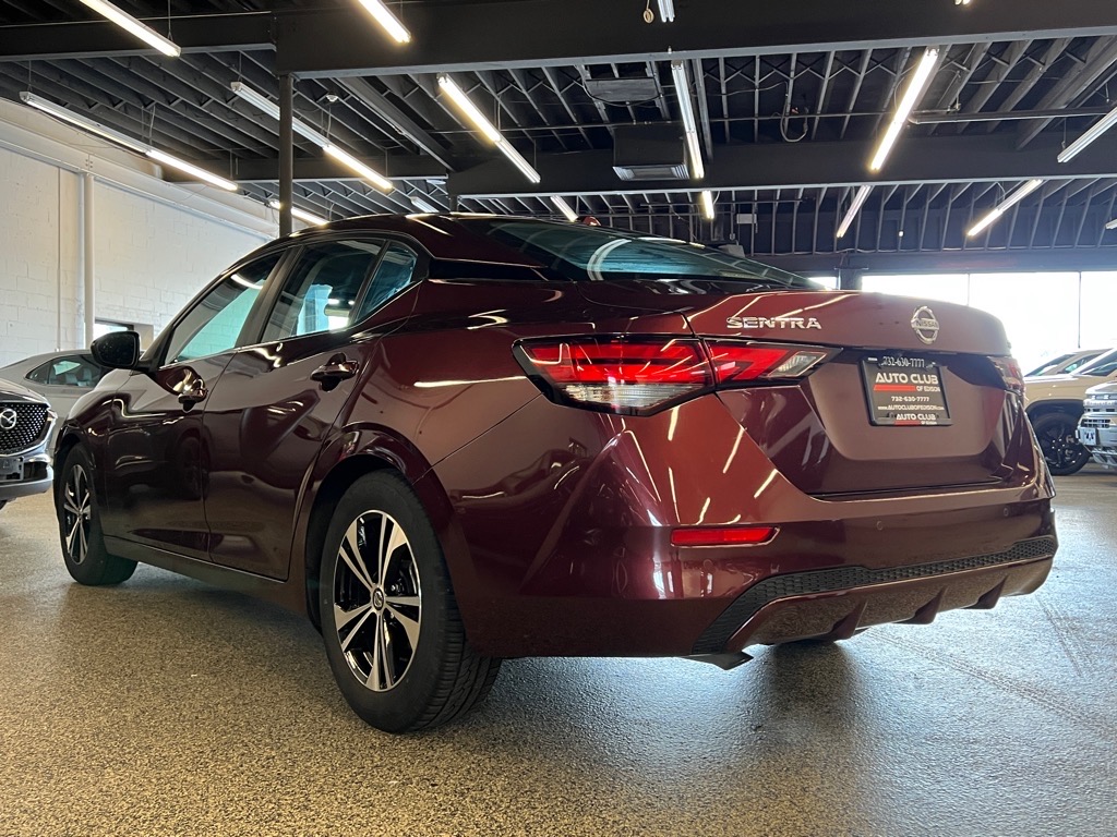 2022 Nissan Sentra SV photo 4