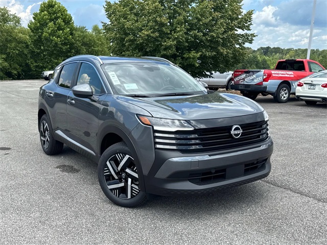 2025 Nissan Kicks SV photo 2