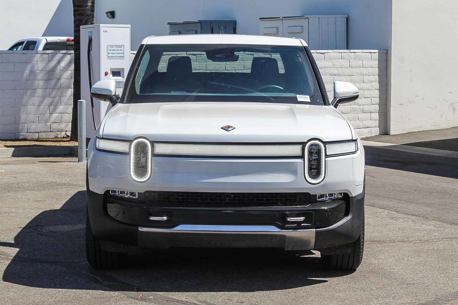 Used 2022 Rivian R1T Adventure with VIN 7FCTGAAA3NN014792 for sale in Camarillo, CA