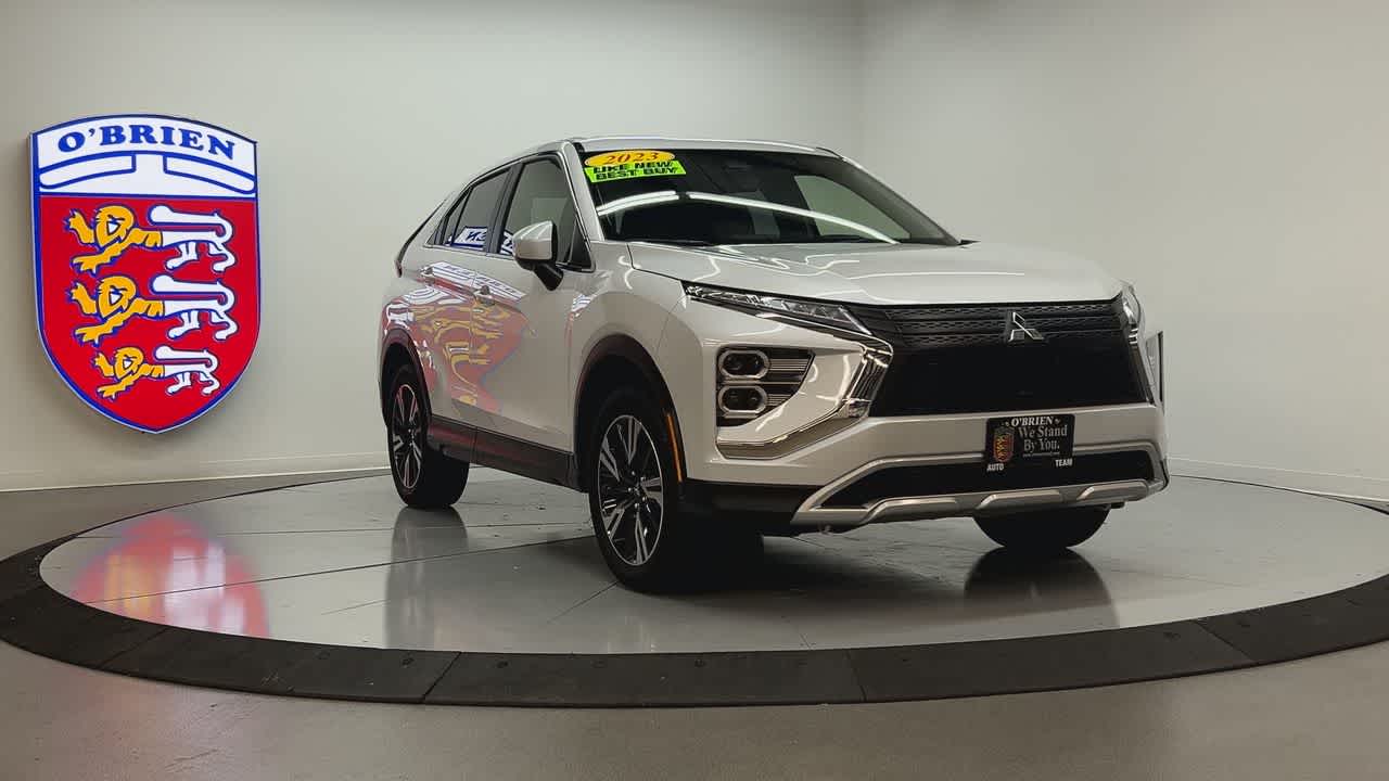 2023 Mitsubishi Eclipse Cross SE photo 2