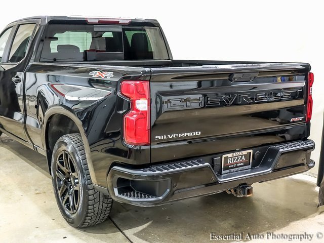 2022 Chevrolet Silverado 1500 RST photo 4