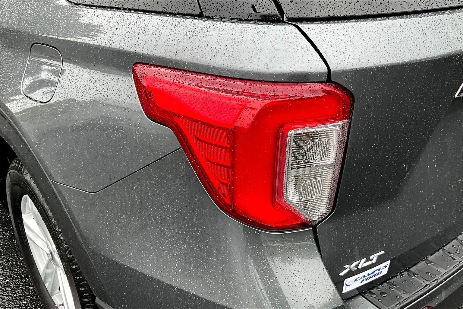 2022 Ford Explorer XLT photo 31