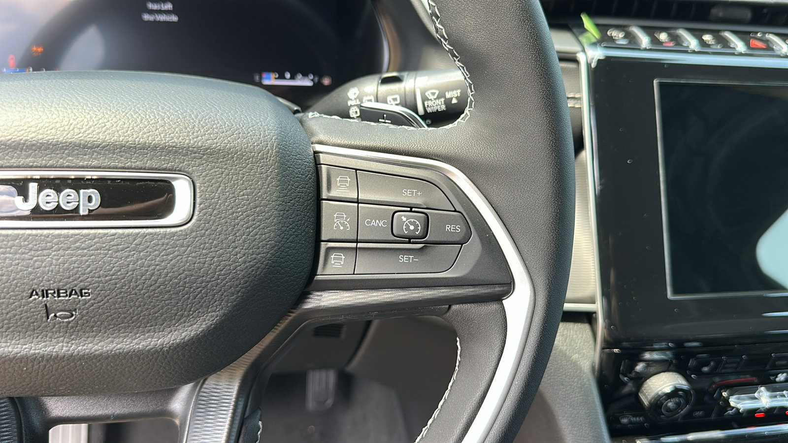 2025 Jeep Grand Cherokee Altitude X photo 9