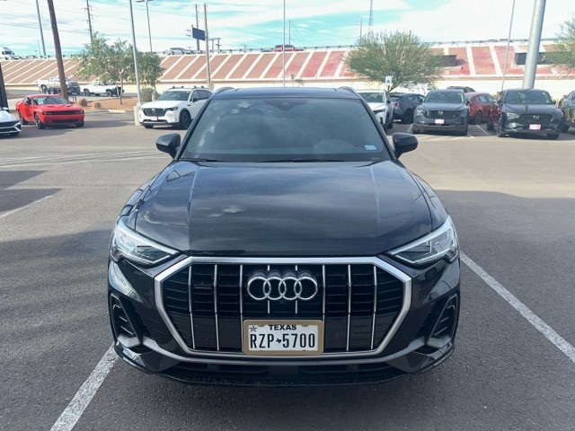 2022 Audi Q3 Premium Plus