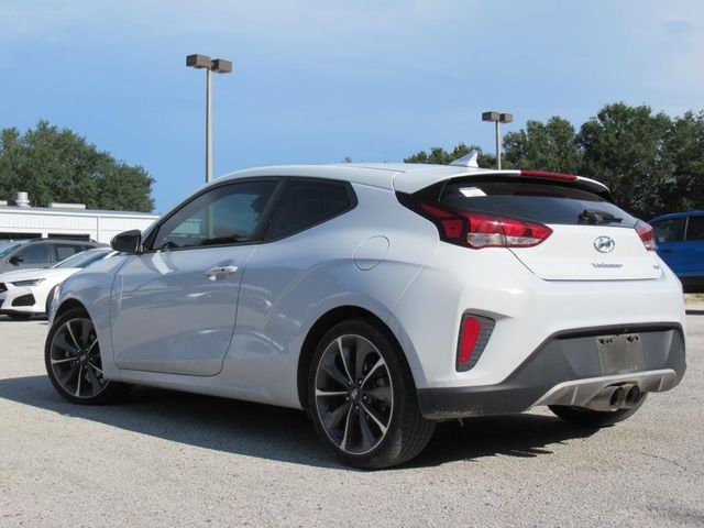 2020 Hyundai Veloster 2.0L Premium photo 4