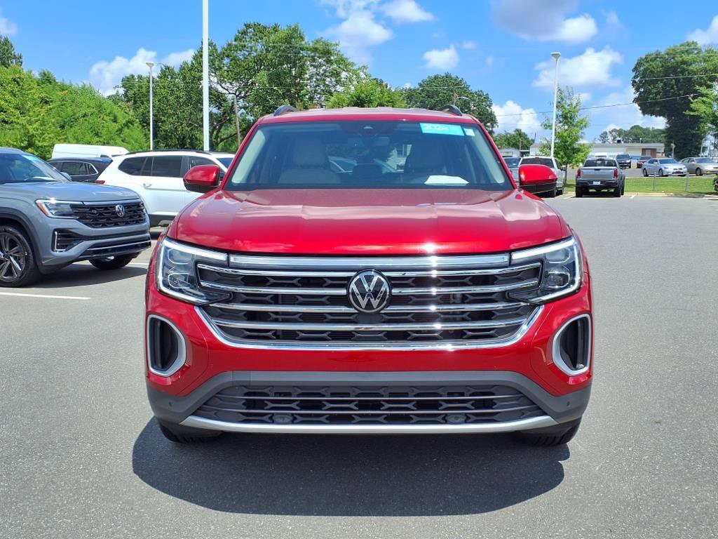 2024 Volkswagen Atlas SE Technology photo 2
