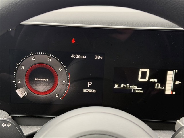 2025 Nissan Kicks SV photo 8