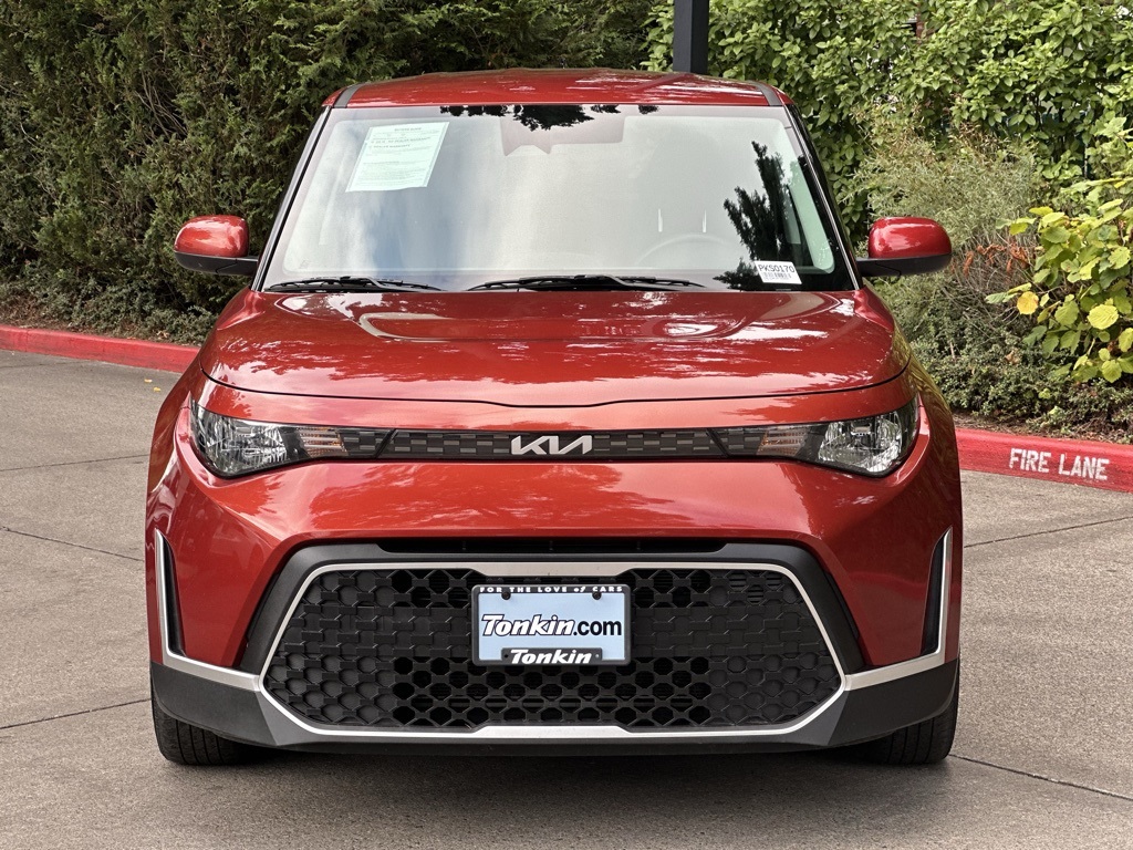 2023 Kia Soul LX photo 2