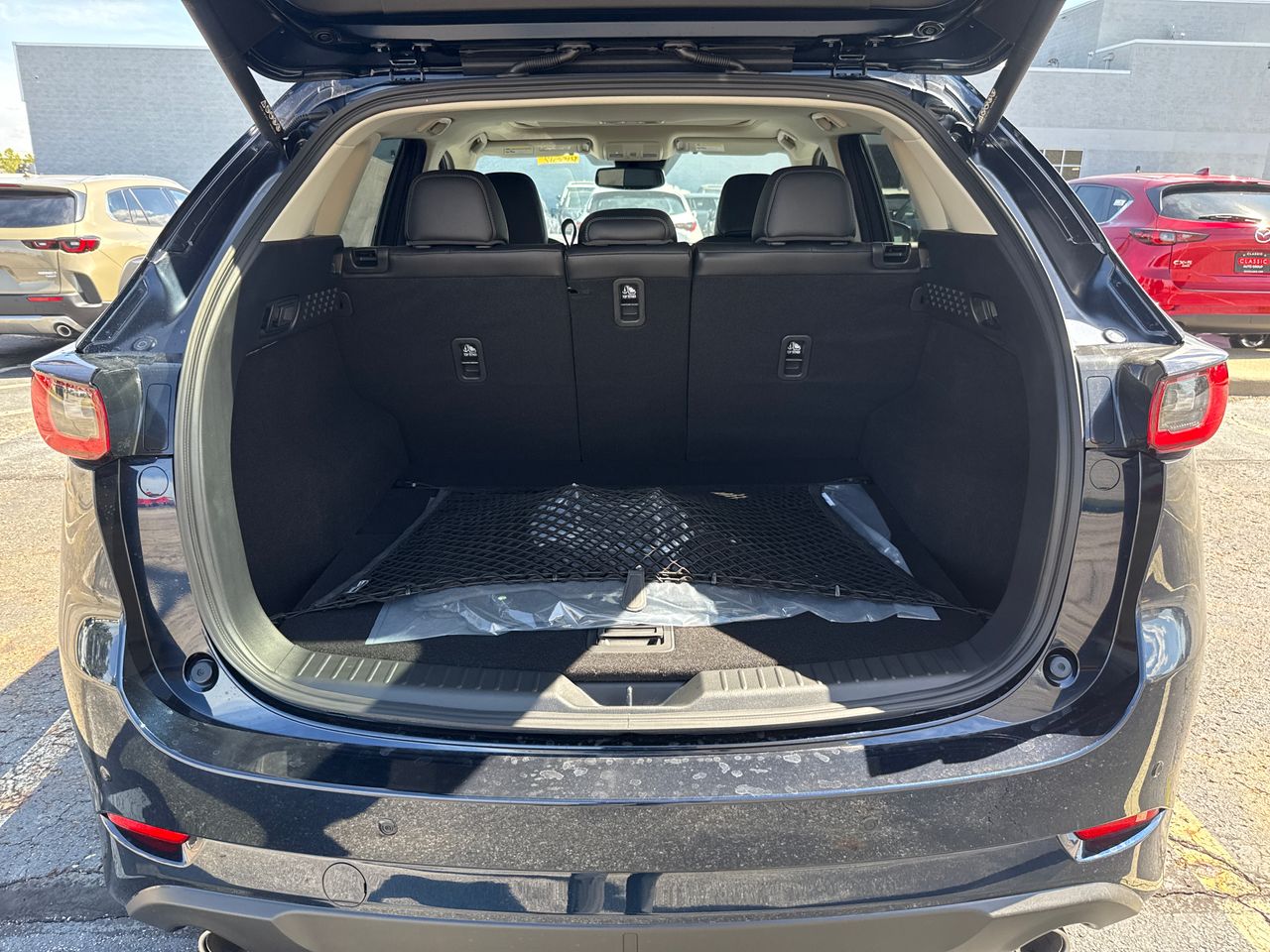 2025 Mazda CX-5 2.5 Premium Plus photo 6
