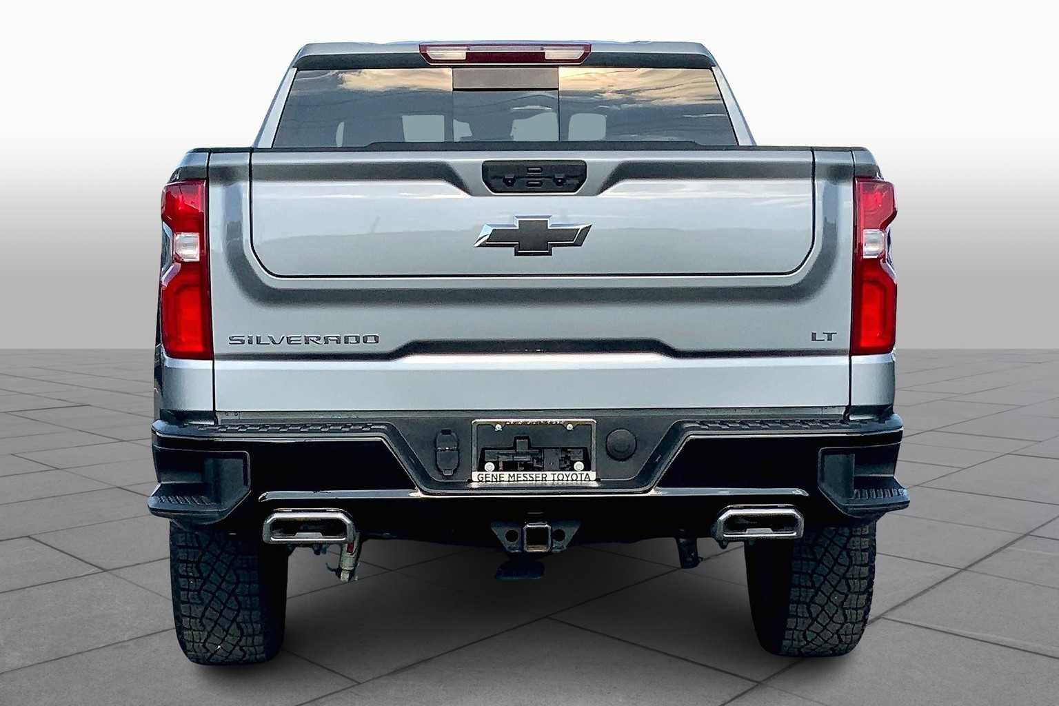 2025 Chevrolet Silverado 1500 LT Trail Boss photo 4