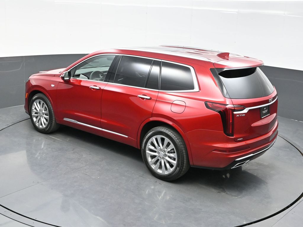 2025 Cadillac XT6 Premium Luxury photo 32