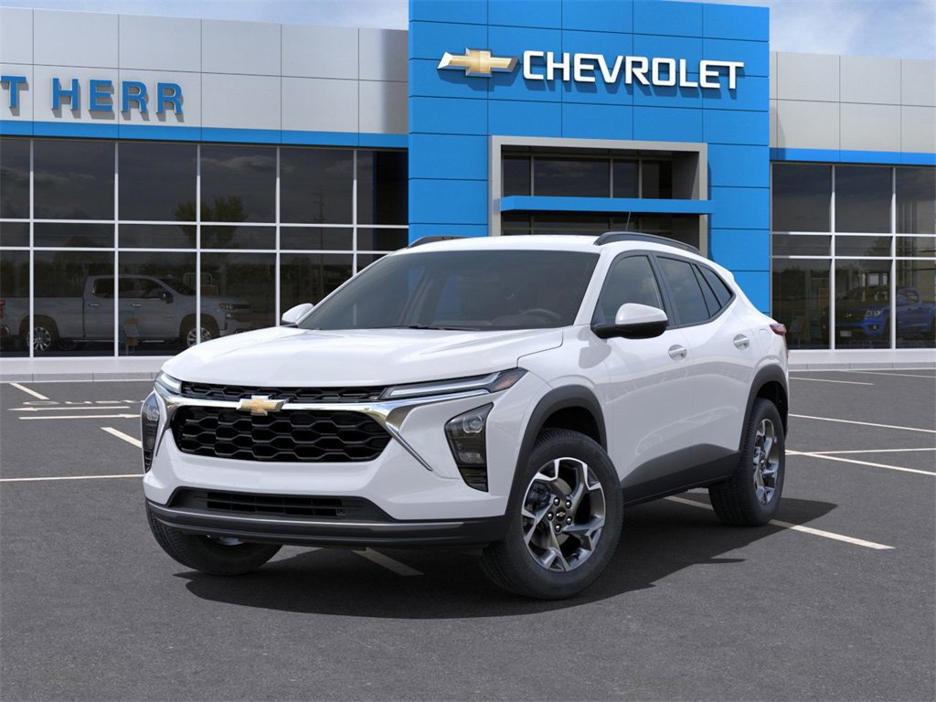 2025 Chevrolet Trax LT photo 5