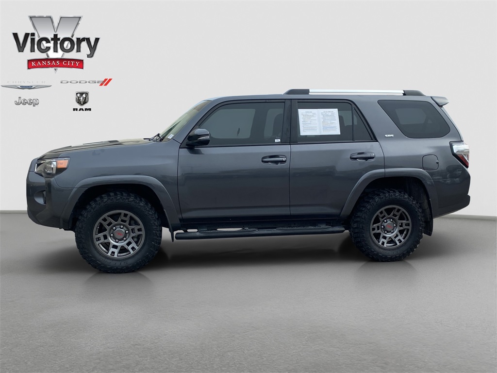2021 Toyota 4Runner SR5 Premium photo 4