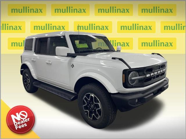 2025 Ford Bronco 4-Door Outer Banks's photo