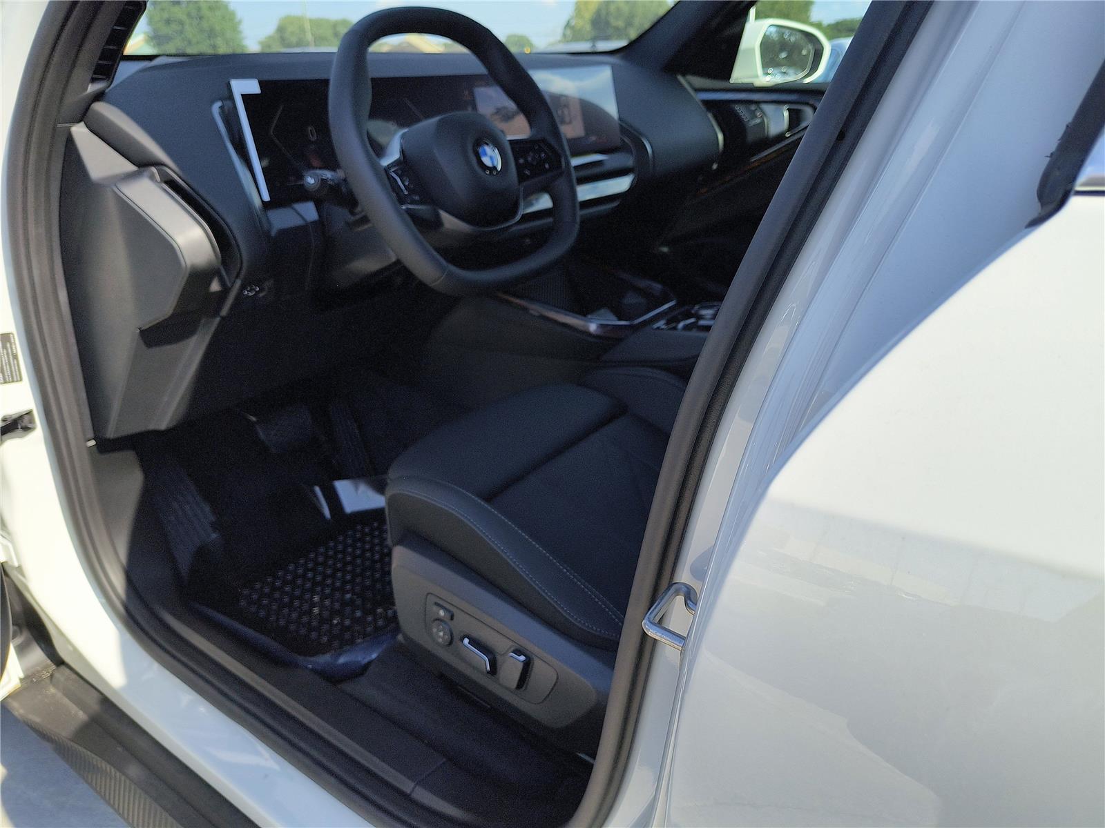 2026 Bmw X3 photo 2