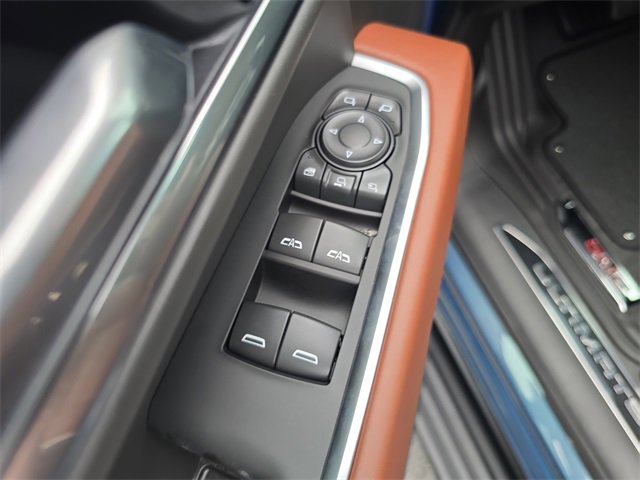 2026 Gmc Sierra 2500 HD Denali Ultimate photo 14