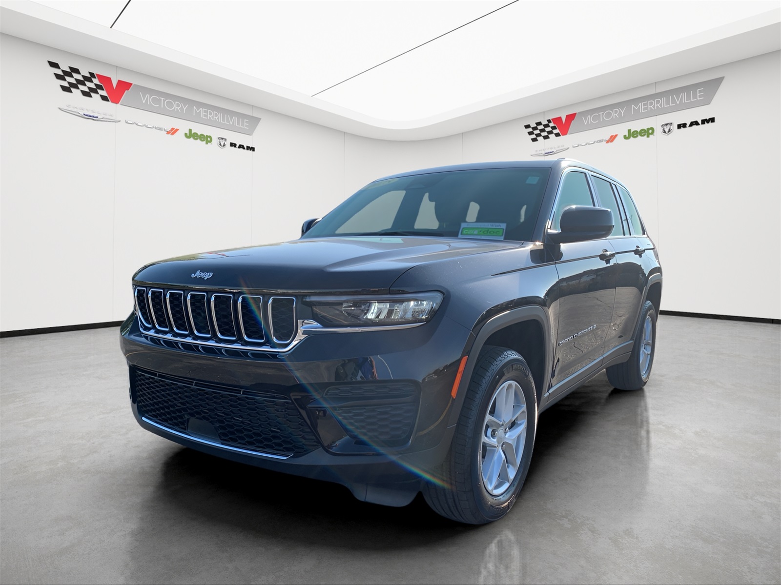 2025 Jeep Grand Cherokee Laredo's photo