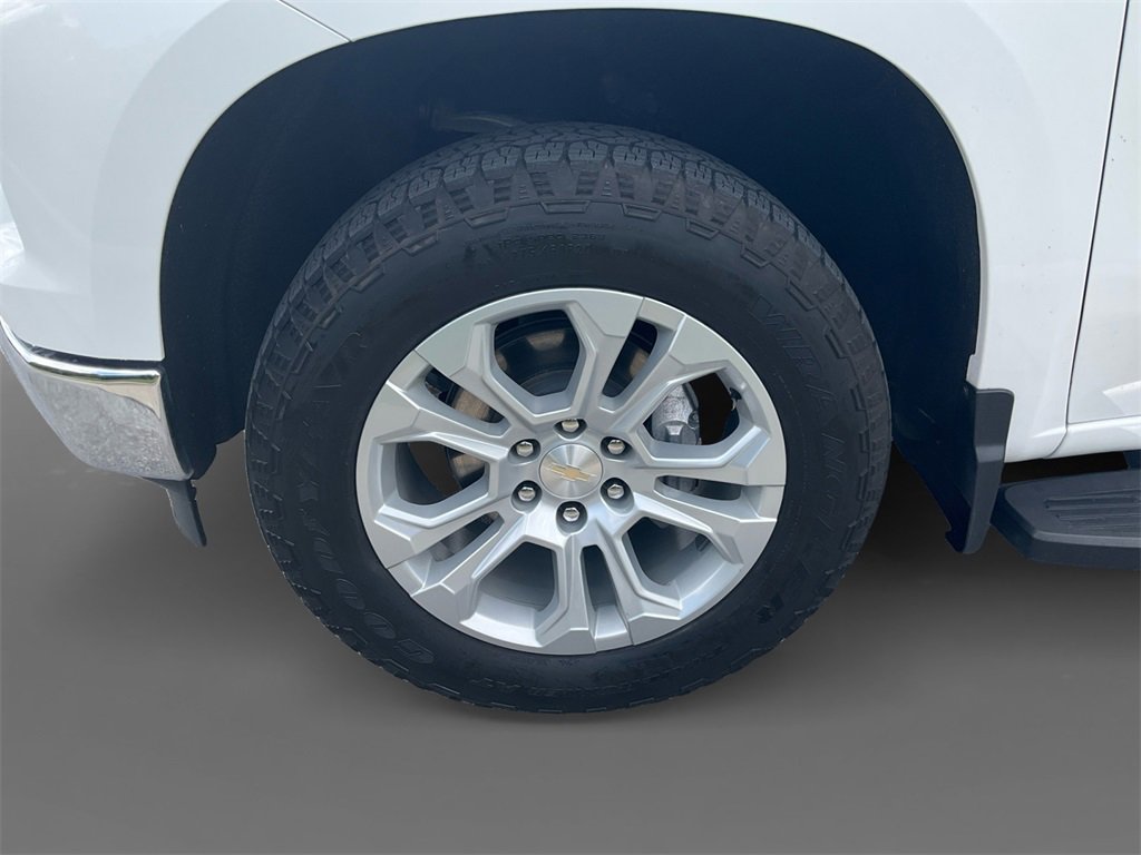 2023 Chevrolet Silverado 1500 LTZ photo 13