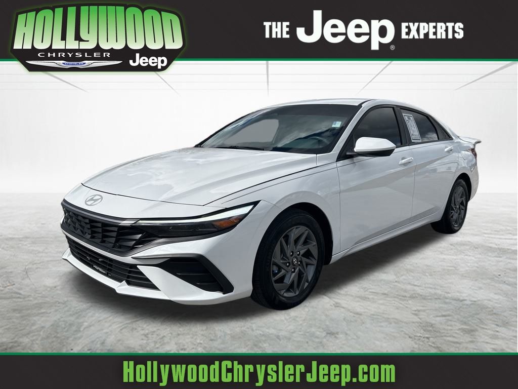 2024 Hyundai Elantra SEL