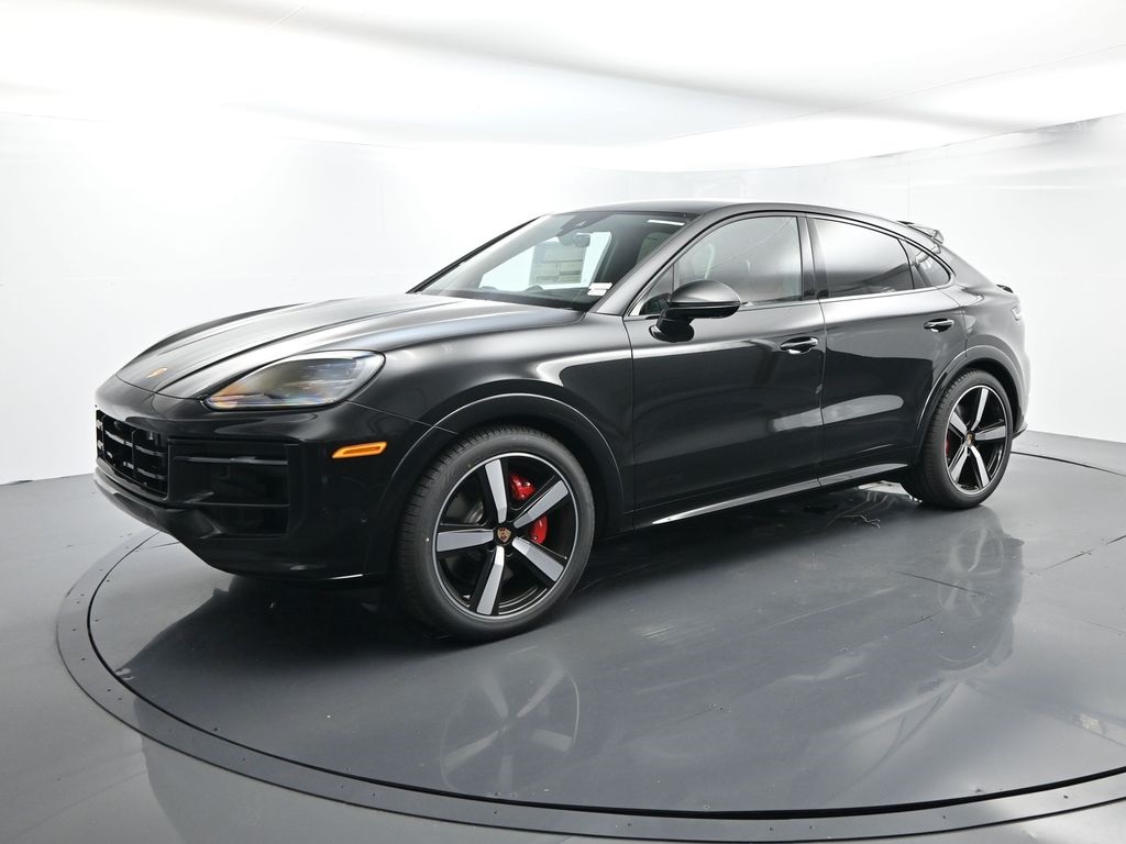 2026 Porsche Cayenne GTS Coupe photo 28