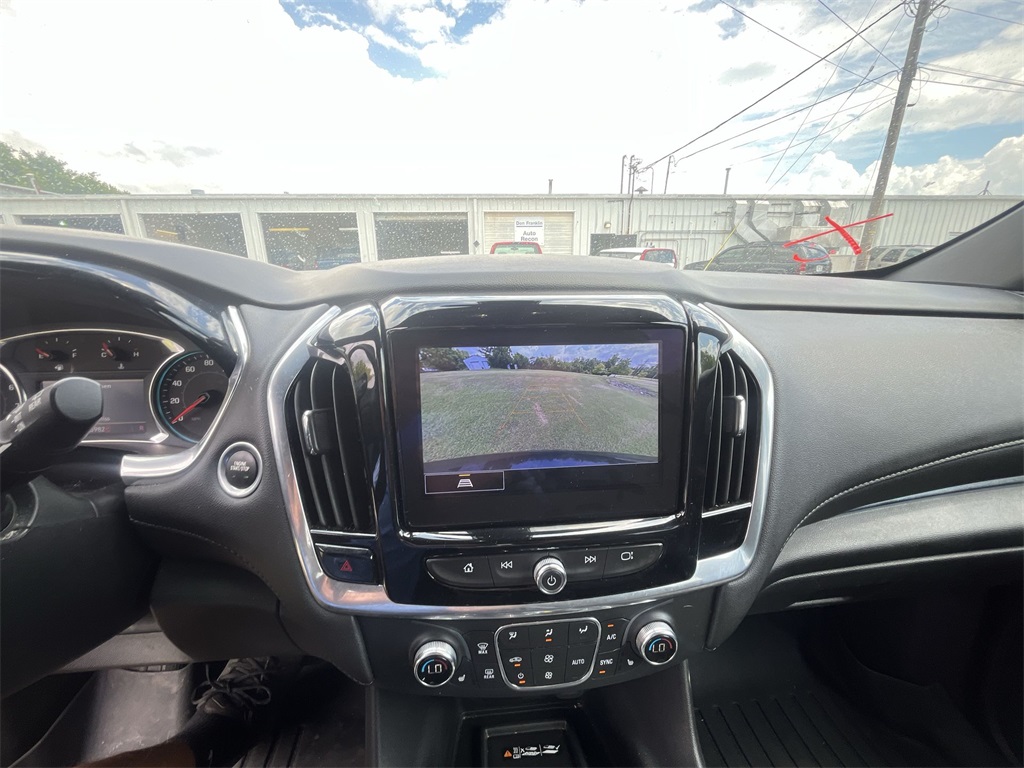 2022 Chevrolet Traverse photo 16