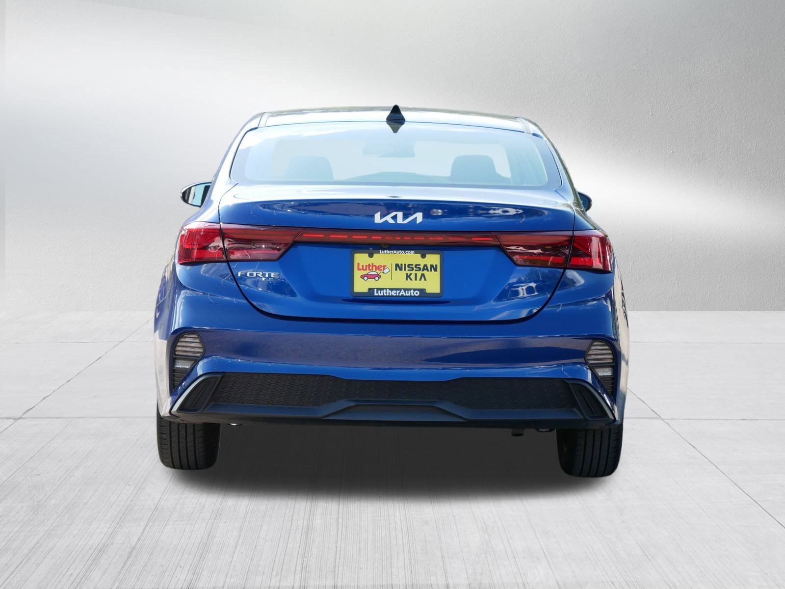 2023 Kia Forte LXS photo 6