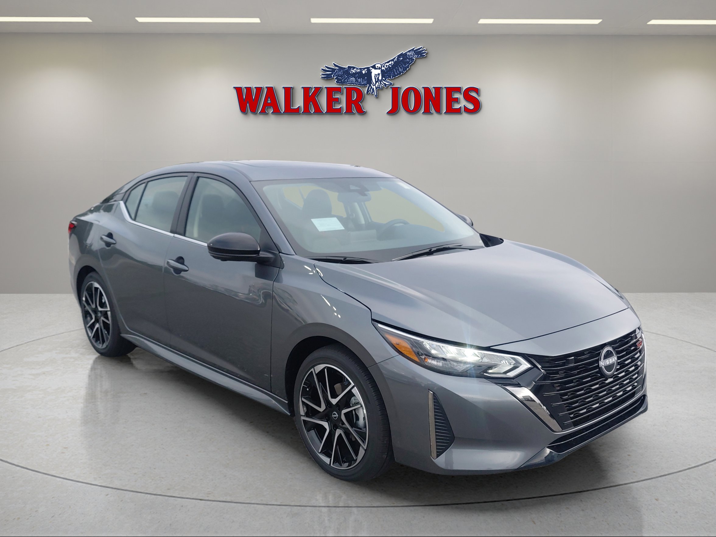 2025 Nissan Sentra SR's photo