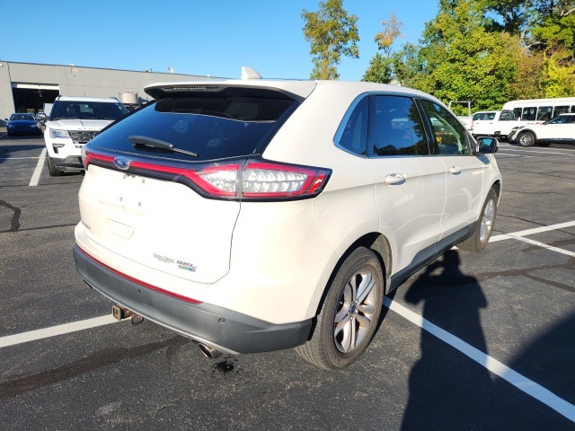 2017 Ford Edge SEL photo 3