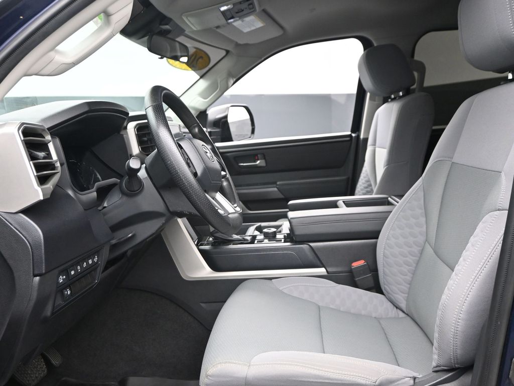2023 Toyota Tundra SR5 photo 10