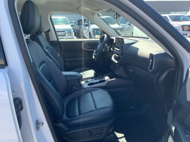 2023 Ford Bronco Sport Outer Banks photo 24