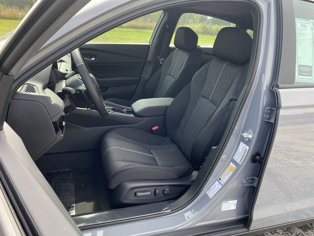 2025 Honda Accord Hybrid Sport photo 4