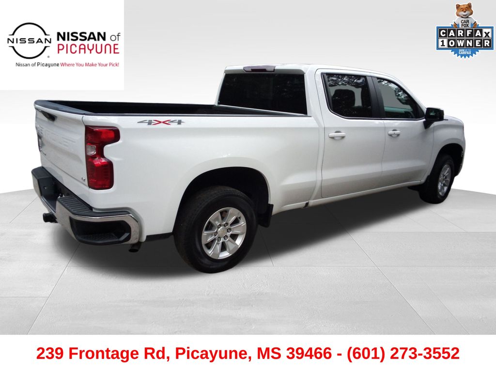 2023 Chevrolet Silverado 1500 LT photo 4