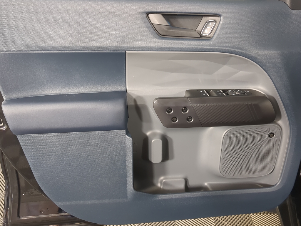 2024 Ford Maverick Lariat photo 11