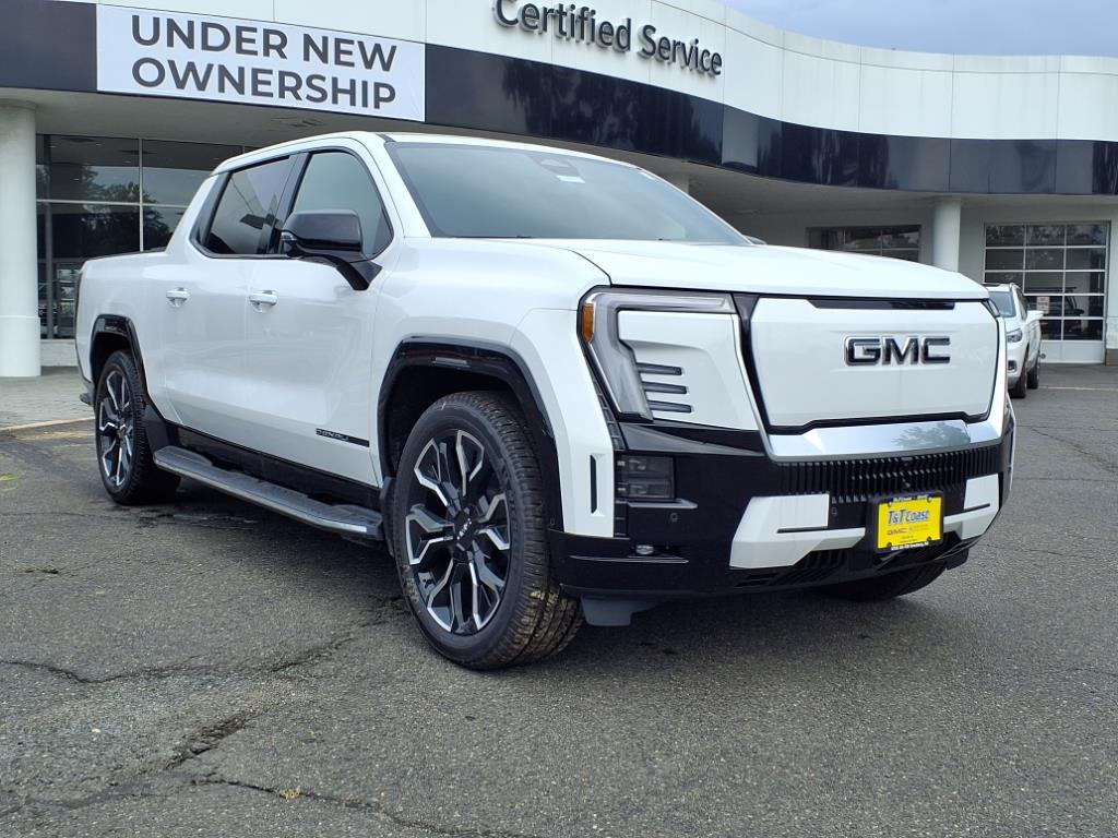 2025 Gmc Sierra EV Denali photo 2