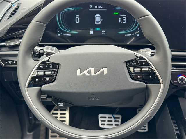 2025 Kia Niro EX Touring photo 26