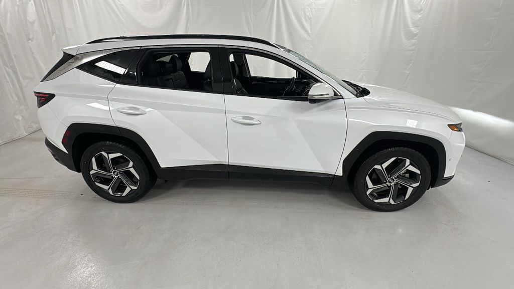 2022 Hyundai Tucson Hybrid Limited photo 2