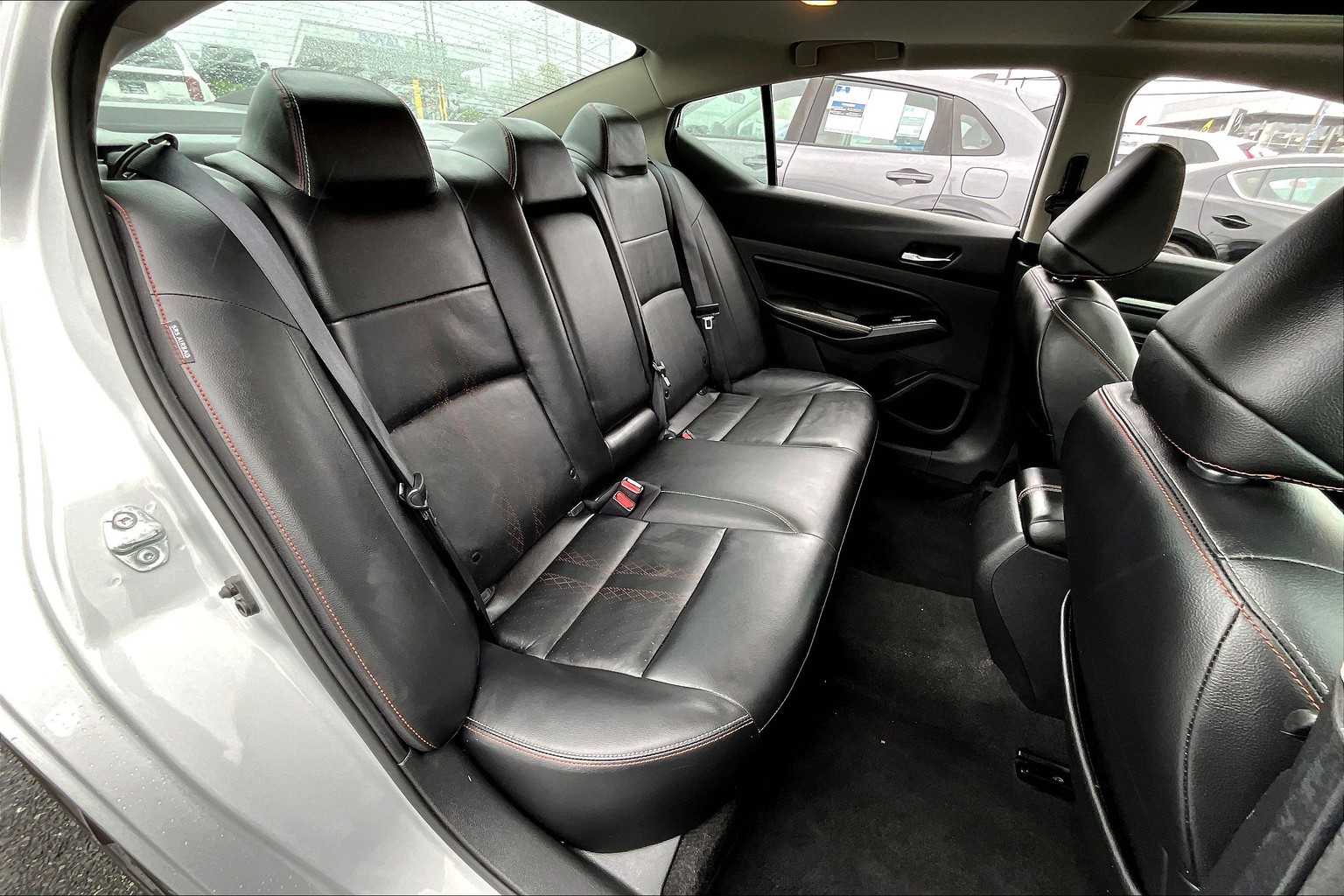 2023 Nissan Altima 2.5 SR photo 19