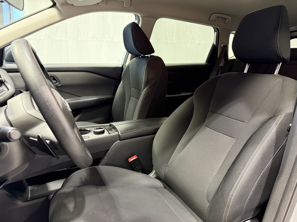 2025 Nissan Rogue S AWD photo 21