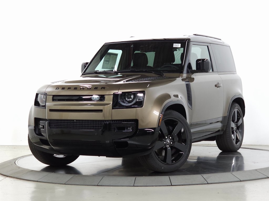 2025 Land Rover Defender X-Dynamic SE's photo