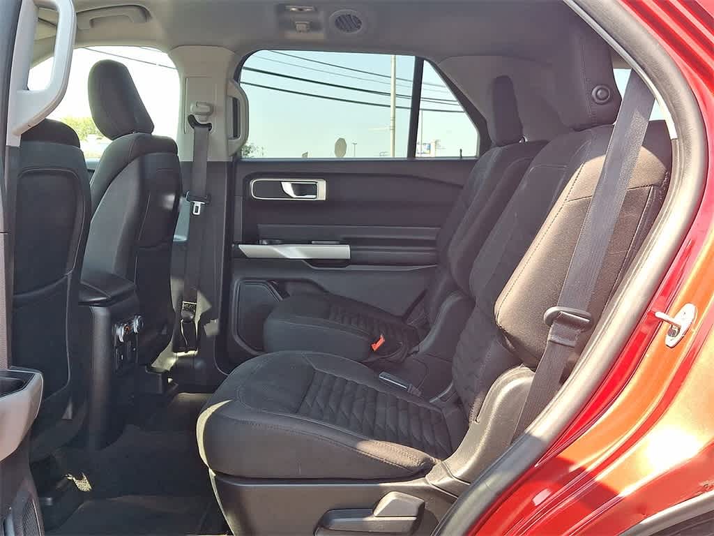 2020 Ford Explorer XLT photo 24