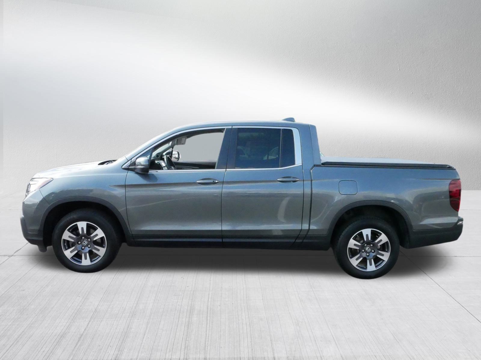 2019 Honda Ridgeline RTL photo 4