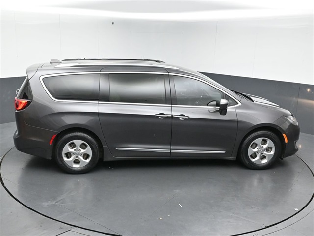 2017 CHRYSLER PACIFICA - Image 49
