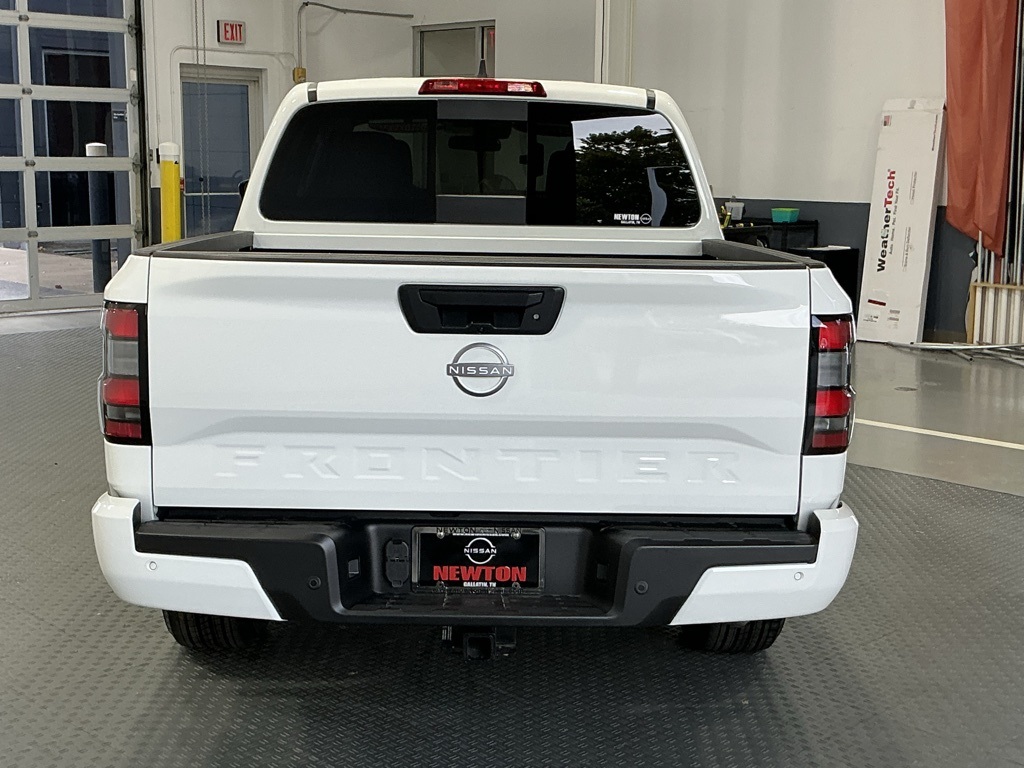 2025 Nissan Frontier SV photo 25