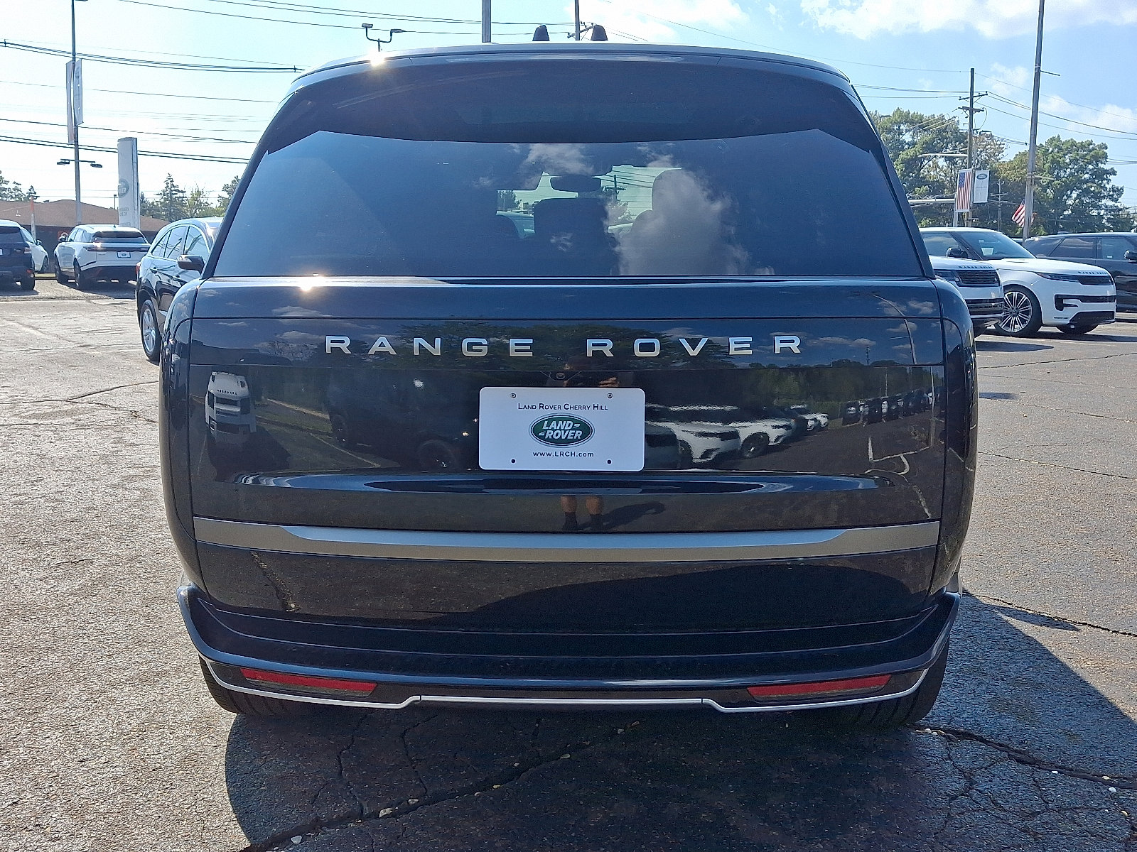 2025 Land Rover Range Rover SE photo 4