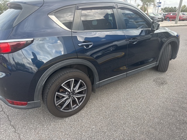 2018 Mazda CX-5 Touring photo 3