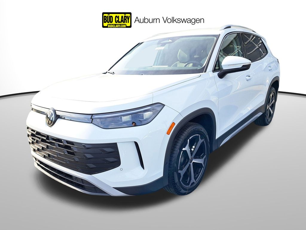 2025 Volkswagen Tiguan SE's photo